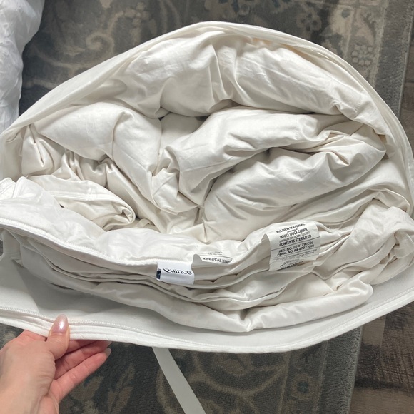 Quince Lightweight Premium Down Comforter - White
King/Cal King - Picture 6 of 9
